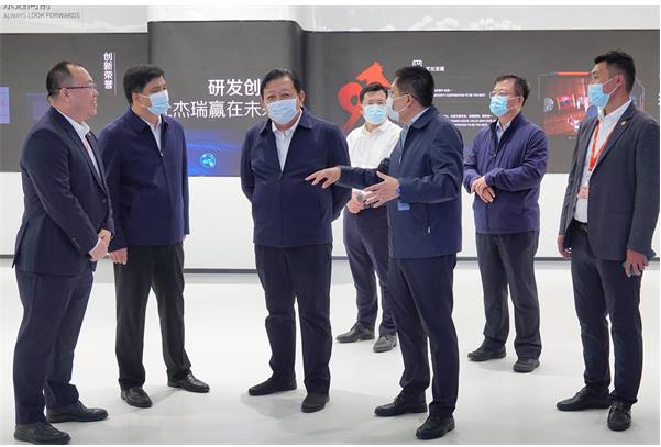 山东省副省长、烟台市委书记江成一行莅临杰瑞考察调研