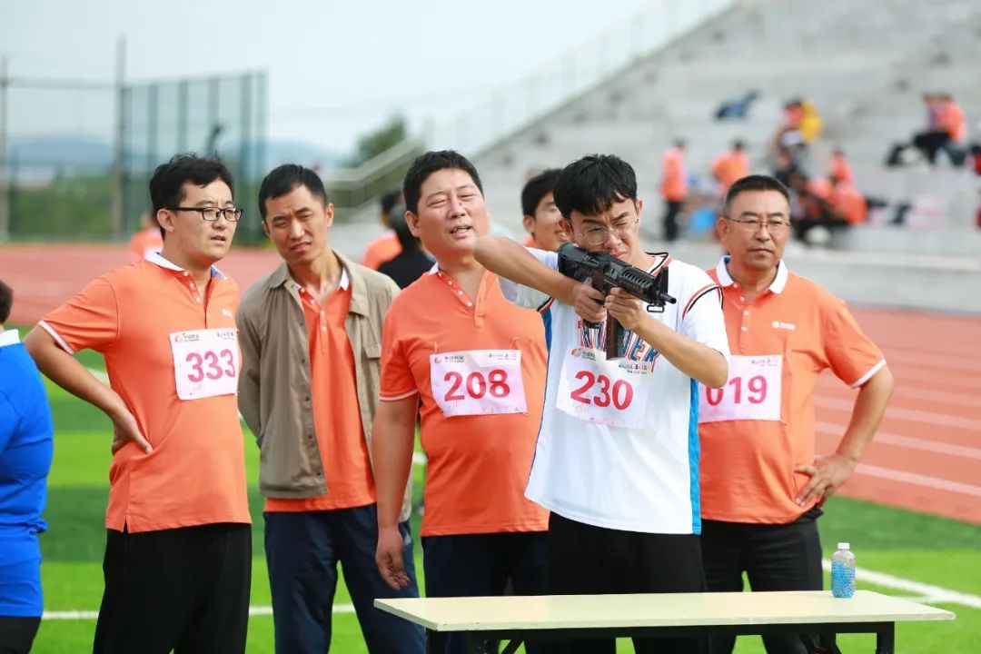 “乘风破浪勇往直前”东诚药业举办第十届秋季运动会