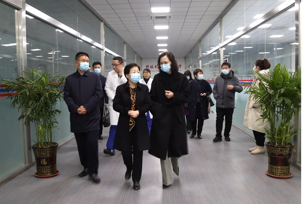 【新闻快讯】住烟省政协委员一行莅临隆基集团参观调研
